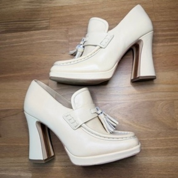 Sam Edelman Shoes - Sam Edelman Ivory Leather Platform Tassel Loafer Heels Size 6.5